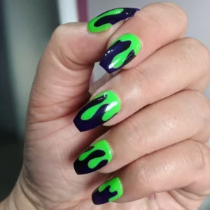 Neon-Dipped Tips - fitlife mantra